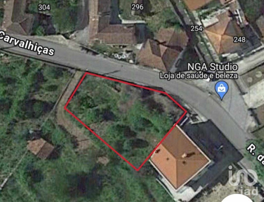 Land in Vila e Roussas of 716 m²