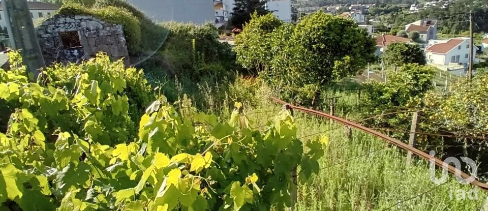 Land in Vila e Roussas of 716 m²