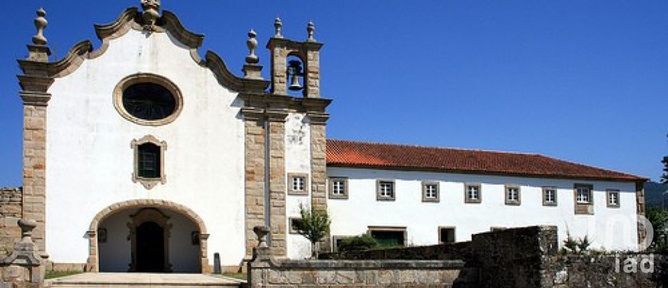 Land in Vila e Roussas of 716 m²