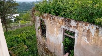 Land in Vila e Roussas of 716 m²