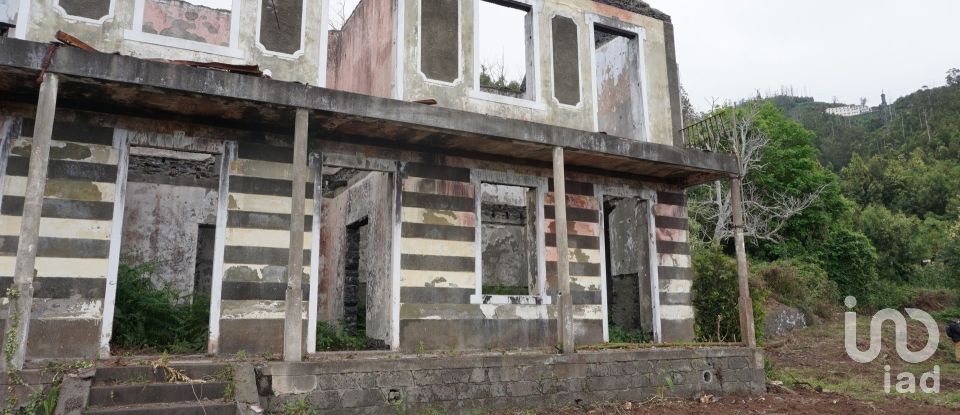 Farm T14 in Monte of 345 m²