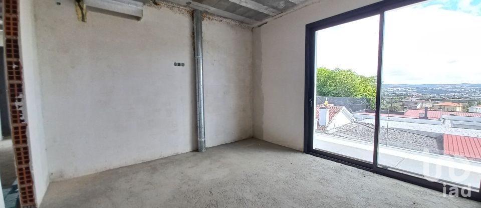 Maison T3 à Abade de Neiva de 308 m²