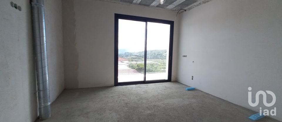 Maison T3 à Abade de Neiva de 308 m²