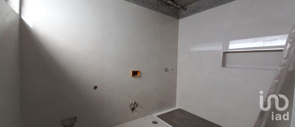 Maison T3 à Abade de Neiva de 308 m²