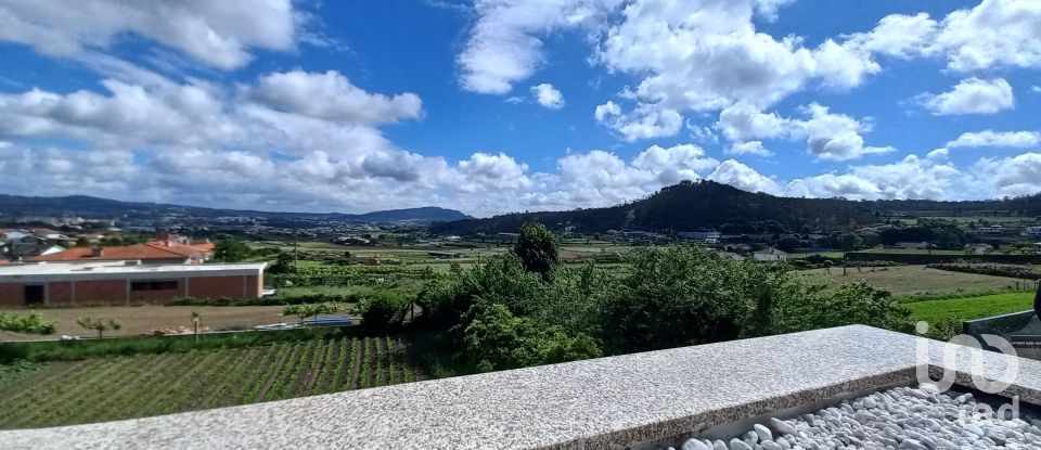 Maison T3 à Abade de Neiva de 308 m²