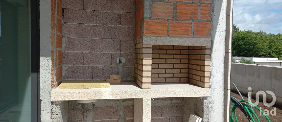 Maison T3 à Abade de Neiva de 308 m²