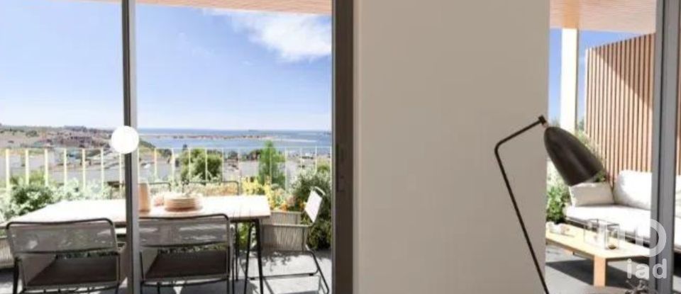 Apartamento T2 em Canidelo de 98 m²