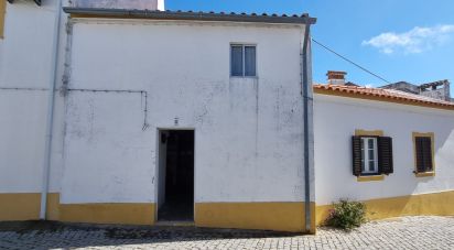Maison traditionnelle T1 à Crato e Mártires, Flor da Rosa e Vale do Peso de 50 m²