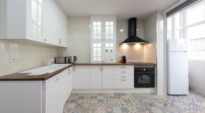 Apartamento T3 em Mafamude e Vilar do Paraíso de 104 m²