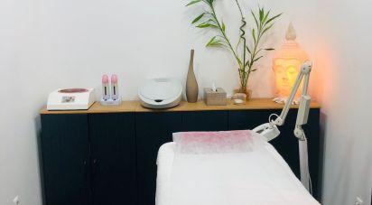 Boutique/Local commercial à Areosa de 160 m²