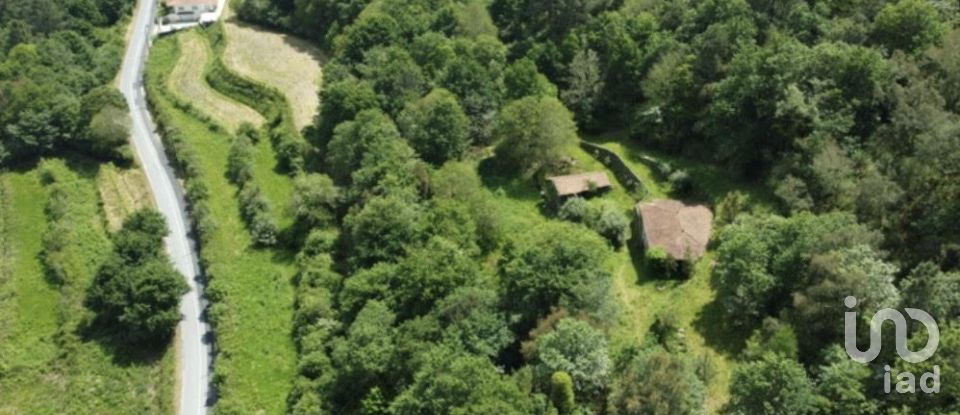 Farm T9 in Covas of 380 m²