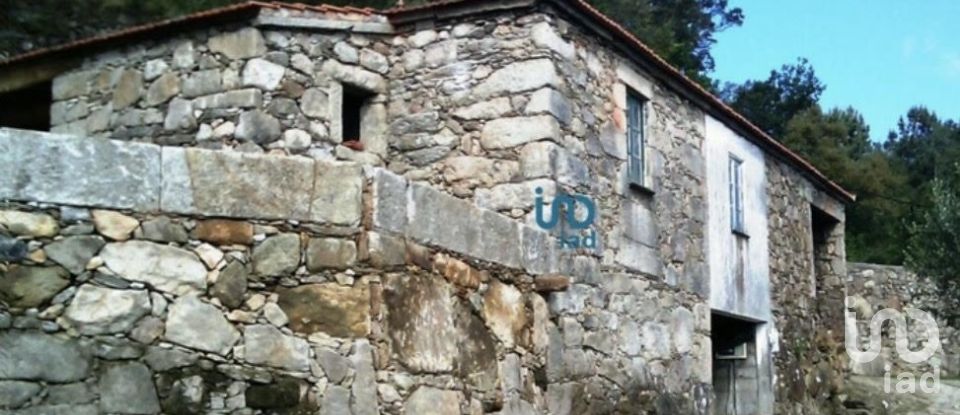 Farm T9 in Covas of 380 m²