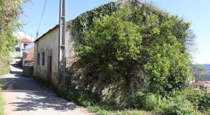 Maison traditionnelle T2 à Lorvão de 140 m²