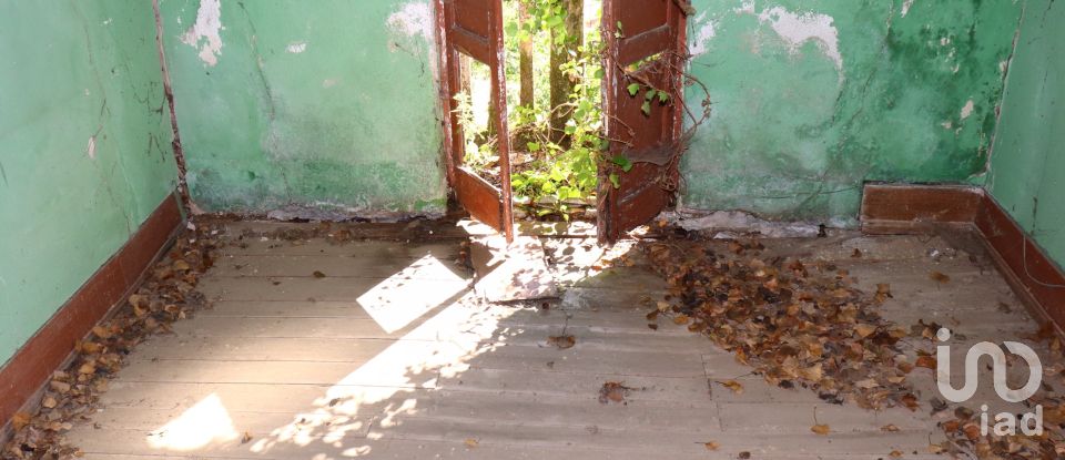 Casa tradicional T2 em Lorvão de 140 m²