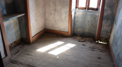 Maison traditionnelle T2 à Lorvão de 140 m²