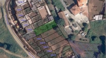 Terrain à Vila de Cucujães de 315 m²