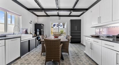 Maison traditionnelle T4 à Lagoa e Carvoeiro de 221 m²