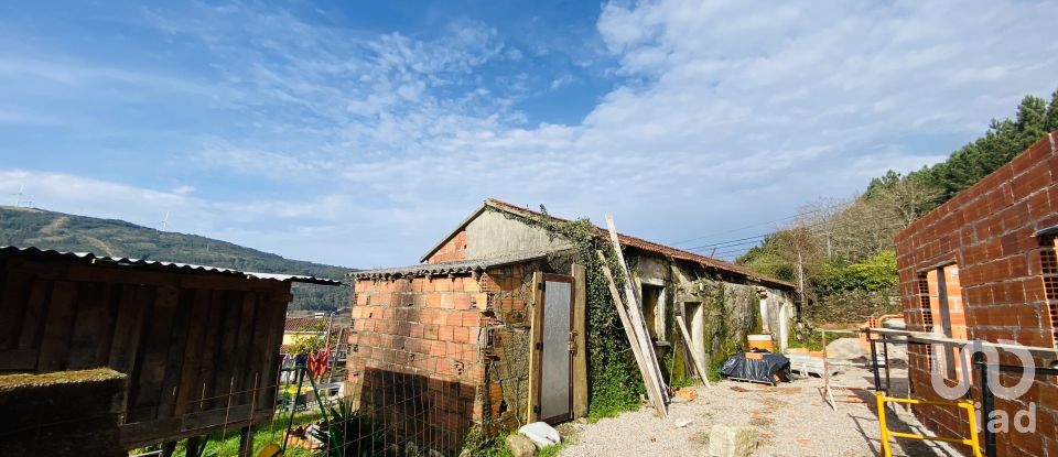 Village house T2 in Candemil e Gondar of 112 m²