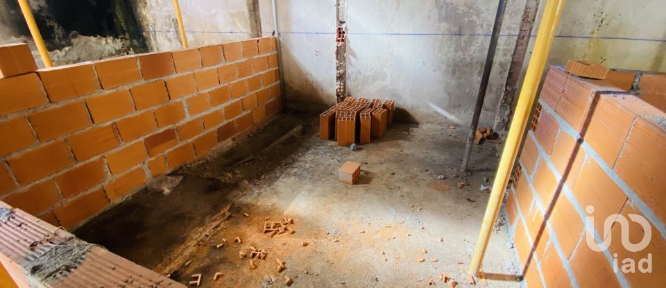 Village house T2 in Candemil e Gondar of 112 m²