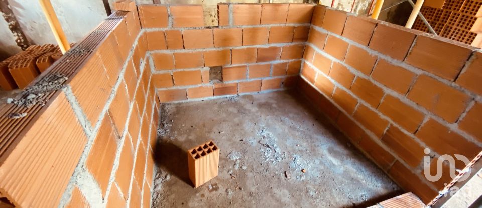 Village house T2 in Candemil e Gondar of 112 m²