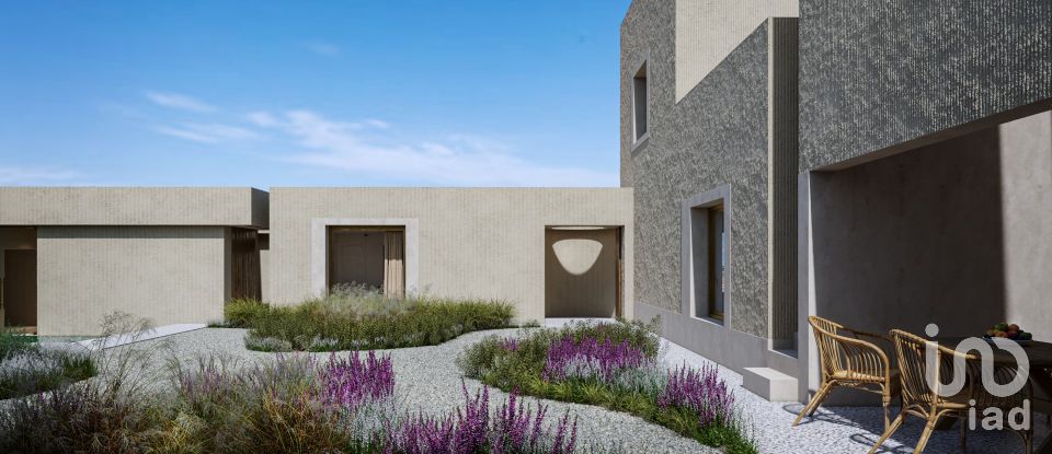 House T5 in Odiáxere of 630 m²