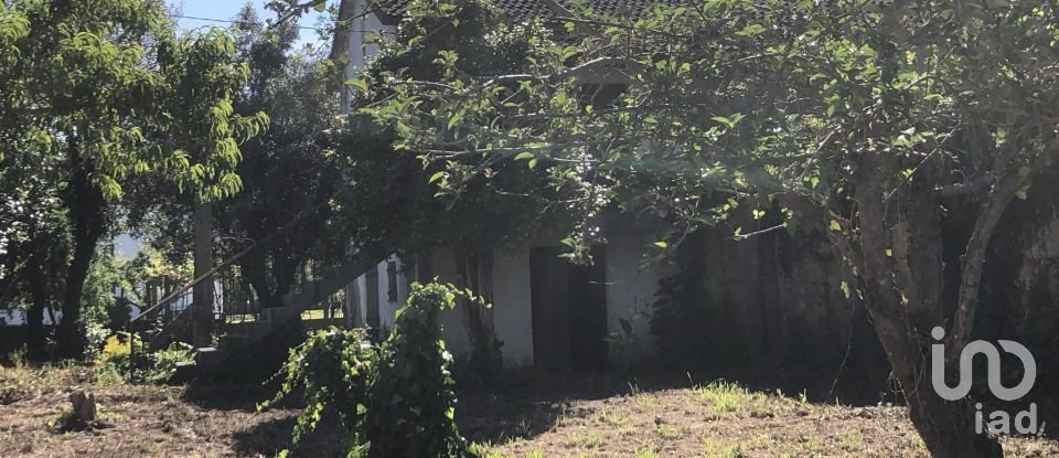 Casa T3 em Correlhã de 250 m²