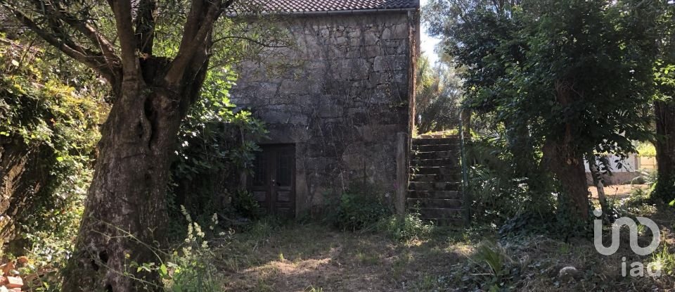 Casa T3 em Correlhã de 250 m²