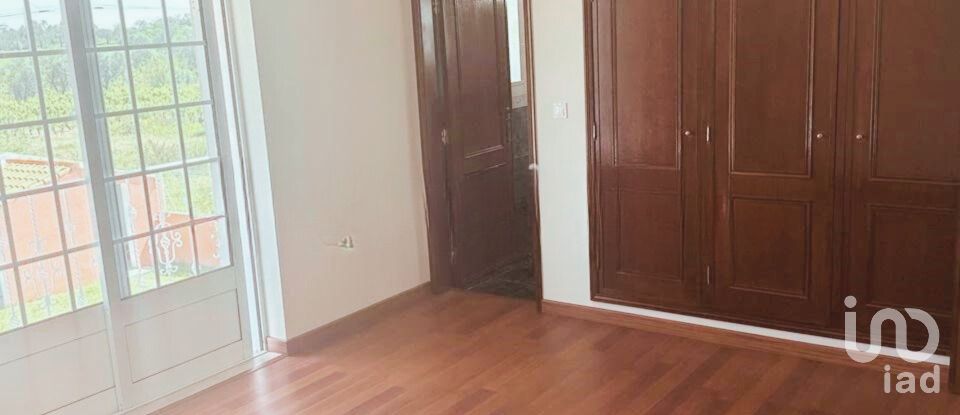 Moradia T4 em São lourenço do bairro de 287 m²