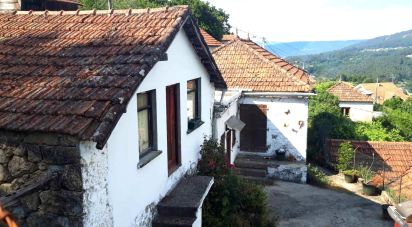 Maison de village T2 à Cristoval de 172 m²