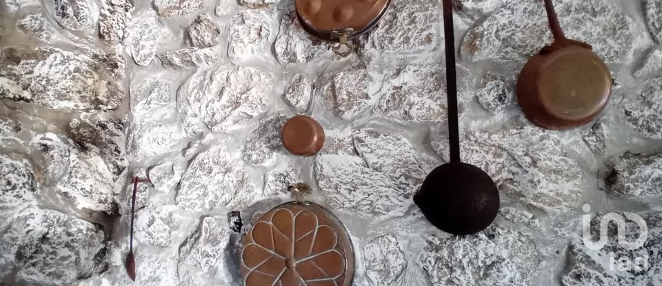 Maison de village T2 à Cristoval de 172 m²