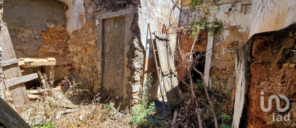 Moradia T2 em Faro (Sé e São Pedro) de 57 m²