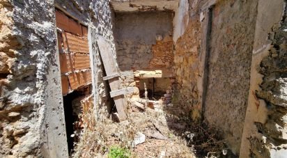 Moradia T2 em Faro (Sé e São Pedro) de 57 m²