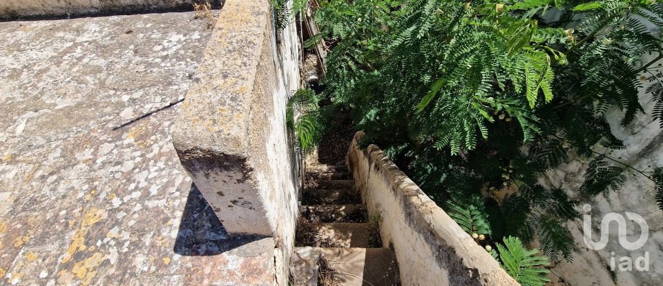 Moradia T2 em Faro (Sé e São Pedro) de 57 m²