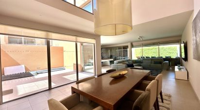 Maison T4 à Guia de 237 m²