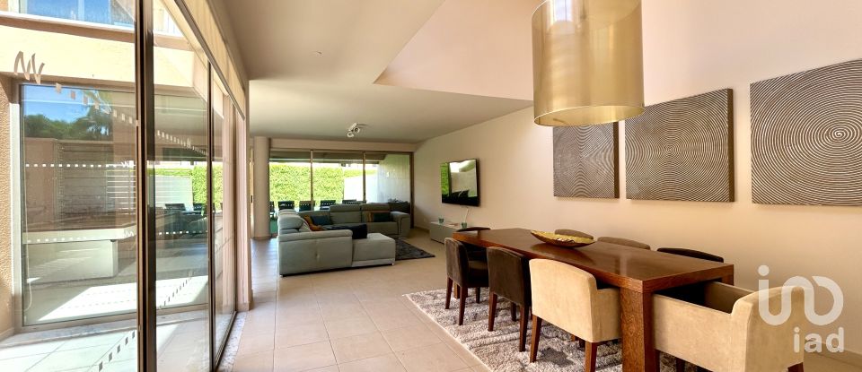 Moradia T4 em Guia de 237 m²