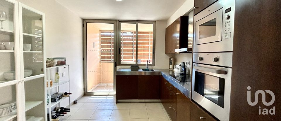 Moradia T4 em Guia de 237 m²