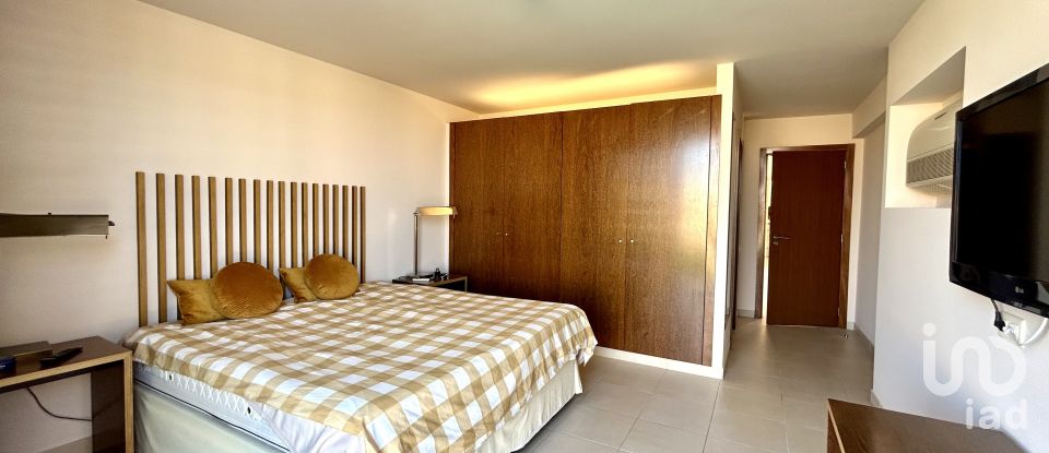 Moradia T4 em Guia de 237 m²