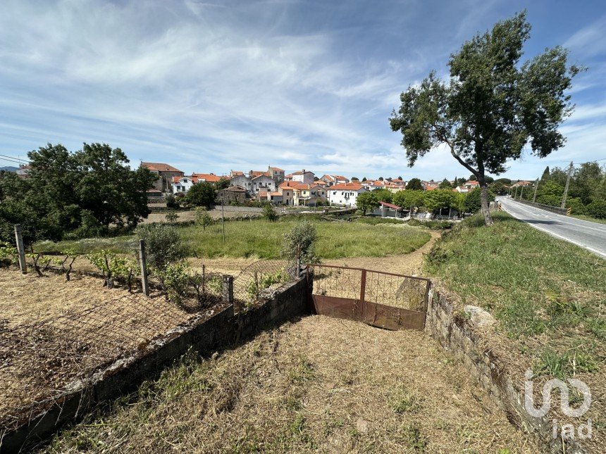 Land in Vila Cortês da Serra of 2,716 m²