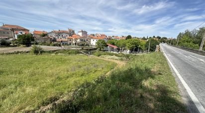 Terrain à Vila Cortês da Serra de 2 716 m²