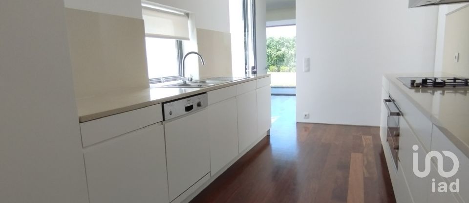 House T4 in Vau of 250 m²