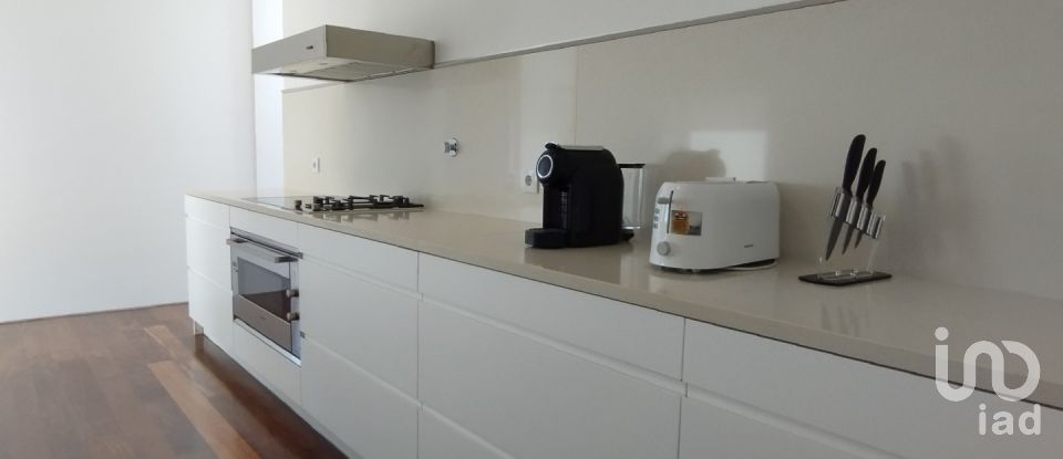 House T4 in Vau of 250 m²