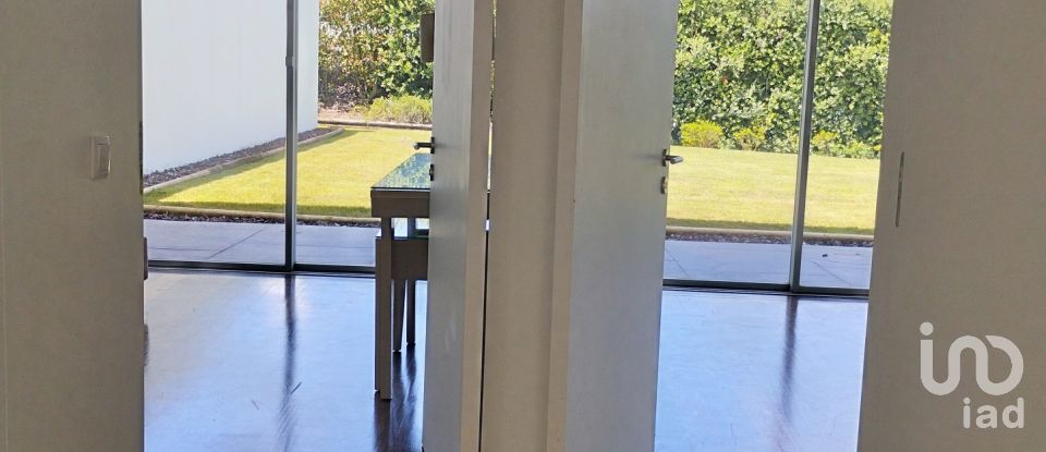 House T4 in Vau of 250 m²