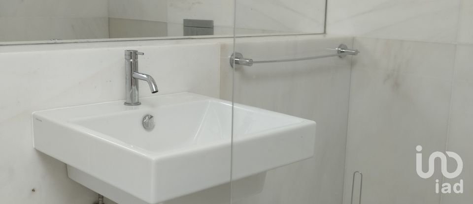 House T4 in Vau of 250 m²