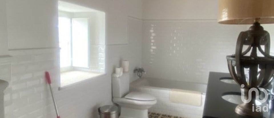 Moradia T3 em São Saturnino de 626 m²