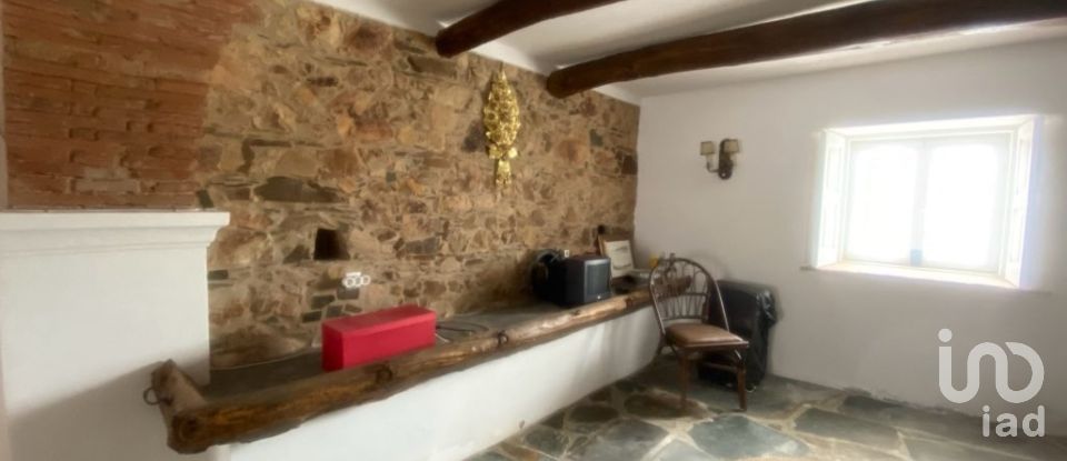 Moradia T3 em São Saturnino de 626 m²