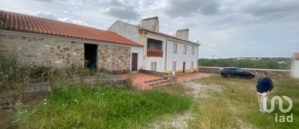 Moradia T3 em São Saturnino de 626 m²