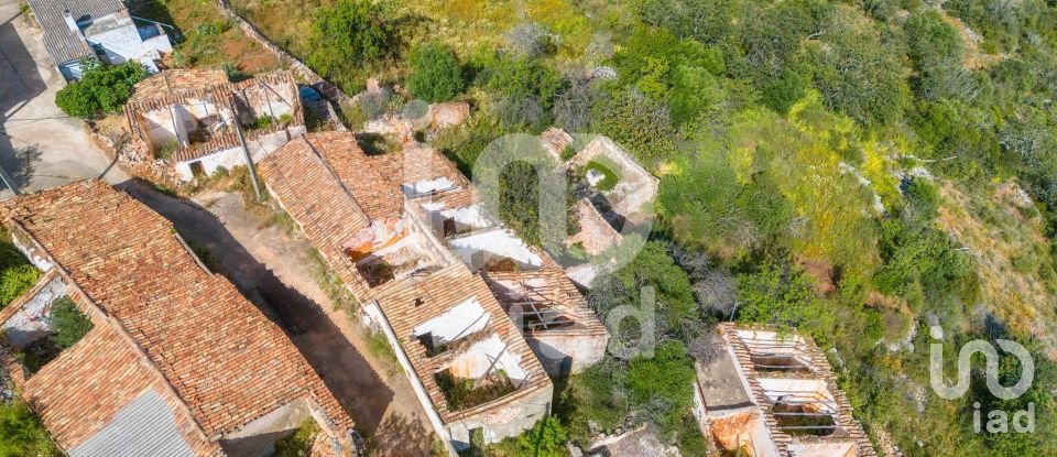 Maison T2 à Alte de 901 m²