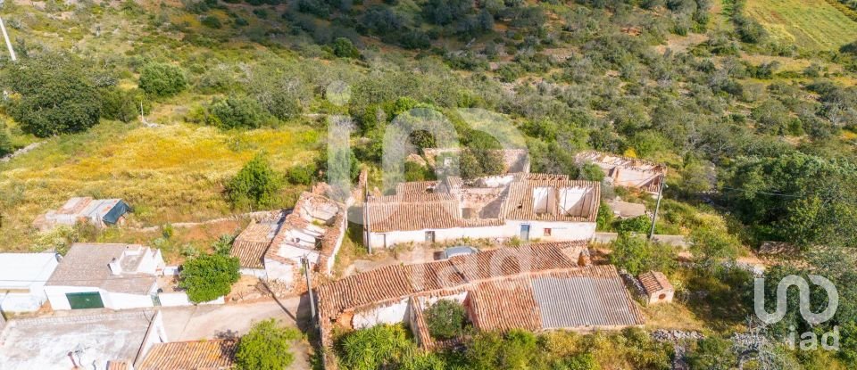 Maison T2 à Alte de 901 m²