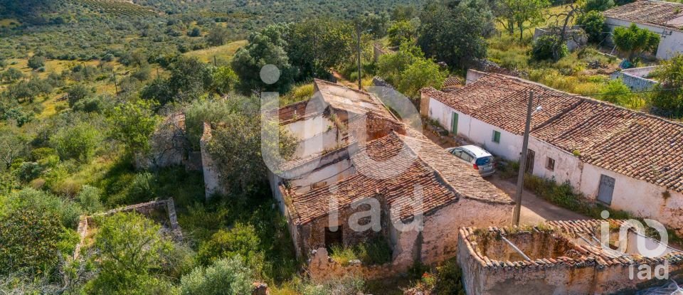 Maison T2 à Alte de 901 m²