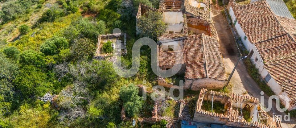 Maison T2 à Alte de 901 m²